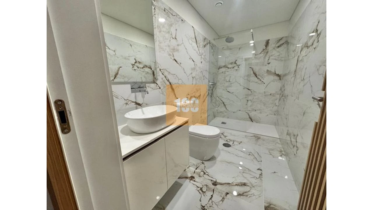 Apartamento T1 para Venda em Bonfim Foto 11