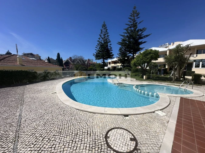 Apartamento T2 para Venda em Cascais e Estoril Foto 1