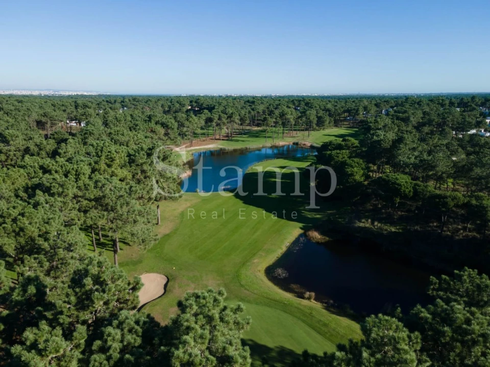 Moradia T4 para Venda em Charneca de Caparica e Sobreda Foto 33