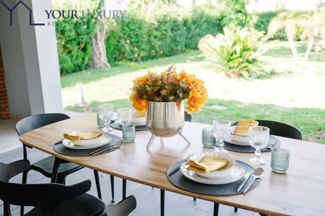 Moradia T5 para Venda em Charneca de Caparica e Sobreda Foto 8