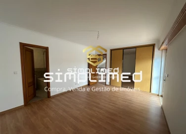 Moradia T4 para Venda em Sesimbra (Castelo)