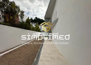 Moradia T4 para Venda em Sesimbra (Castelo)