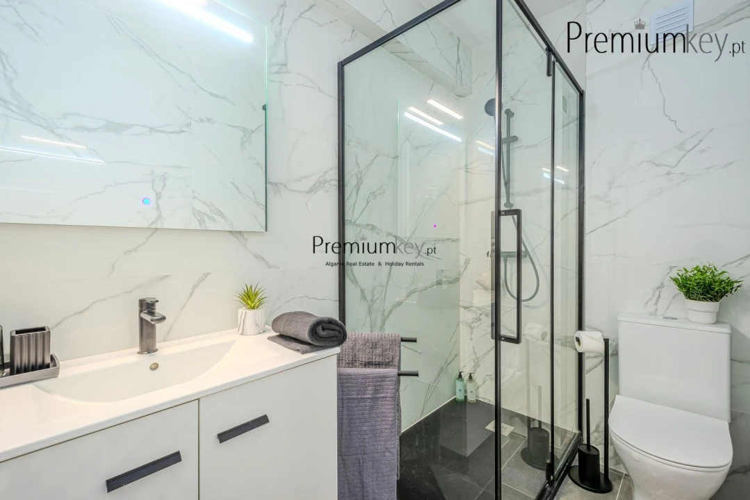 Apartamento T1 para Venda em Albufeira e Olhos de Água Foto 26