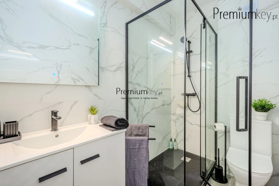 Apartamento T1 para Venda em Albufeira e Olhos de Água Foto 27