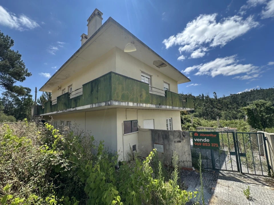 Moradia T6 para Venda em Aldeia do Mato e Souto Foto 1