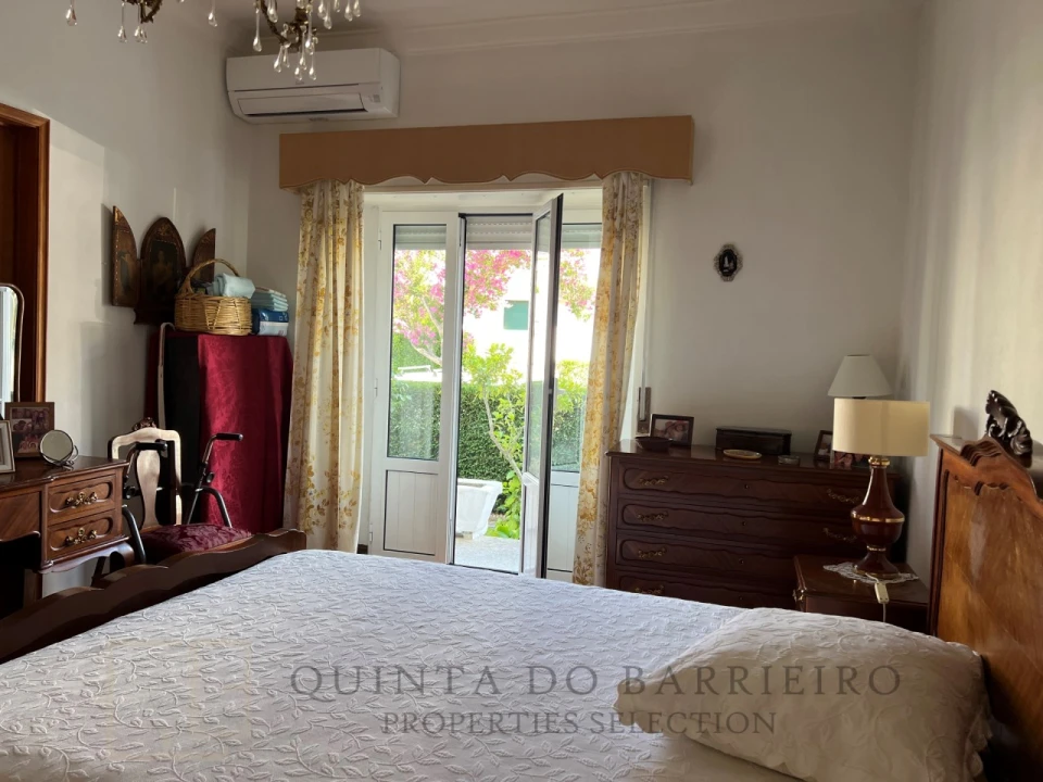 Moradia T9 para Venda em Sé e São Lourenço Foto 7