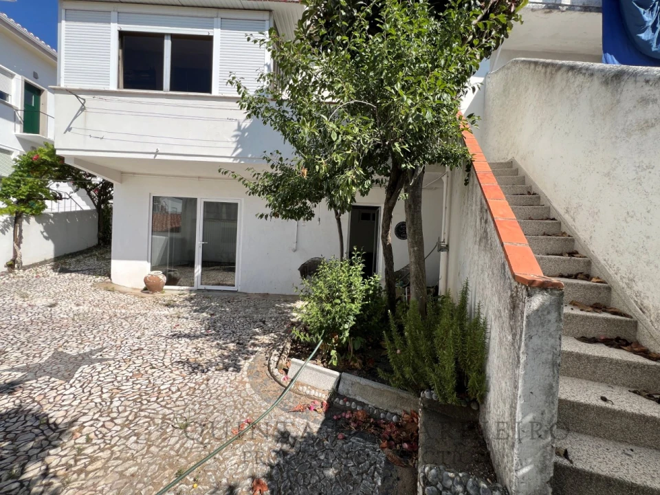 Moradia T9 para Venda em Sé e São Lourenço Foto 51