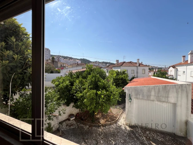 Moradia T9 para Venda em Sé e São Lourenço Foto 16