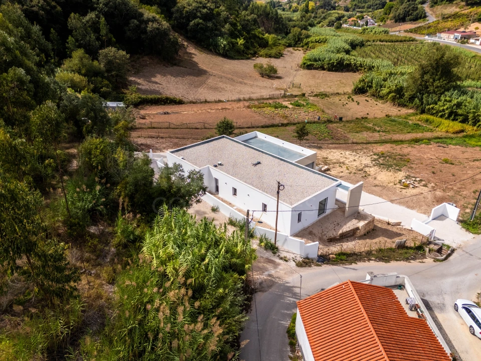 Moradia T3 para Venda em Alvorninha Foto 4