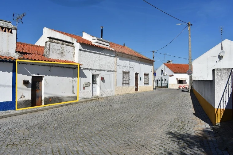 Moradia T1 para Venda em Benavila e Valongo