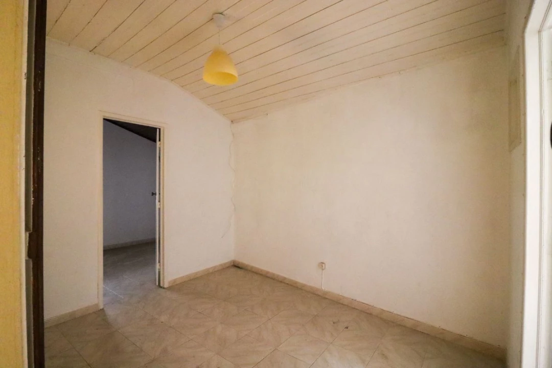 Apartamento T1 para Venda em Malveira e São Miguel de Alcainça Foto 8