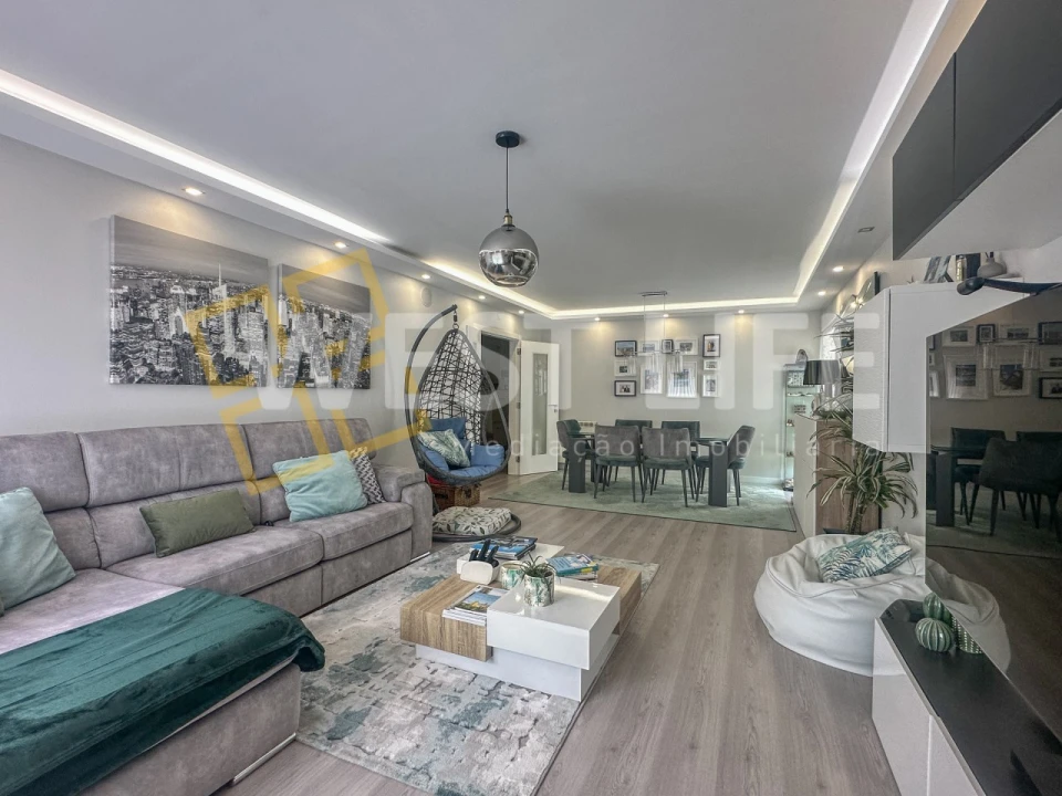 Apartamento T3 para Venda em Algueirão-Mem Martins Foto 2