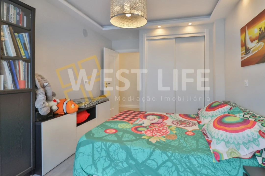 Apartamento T3 para Venda em Algueirão-Mem Martins Foto 17