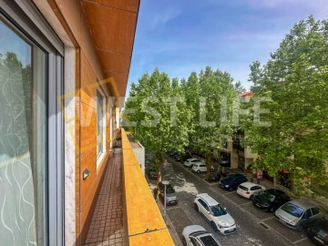 Apartamento T3 para Venda em Algueirão-Mem Martins