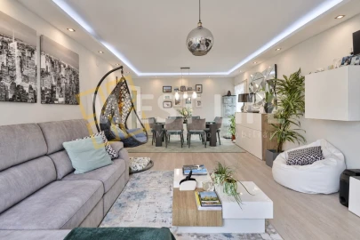 Apartamento T3 para Venda em Algueirão-Mem Martins