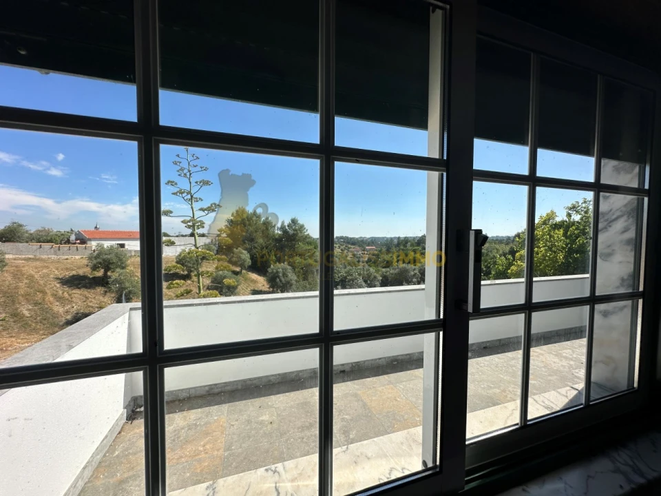 Moradia T4 para Venda em Madalena e Beselga Foto 7