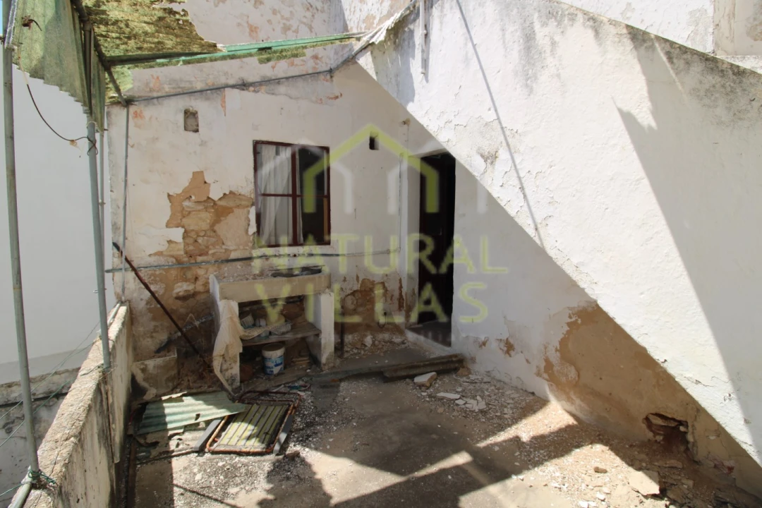 Prédio para Venda em Conceição e Estoi Foto 18