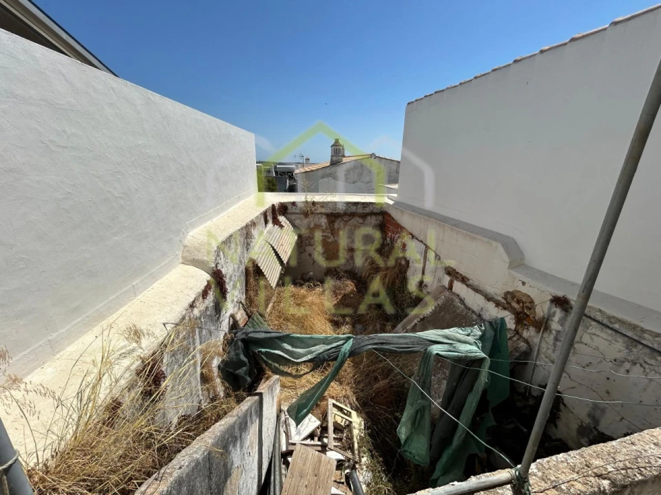 Prédio para Venda em Conceição e Estoi Foto 17