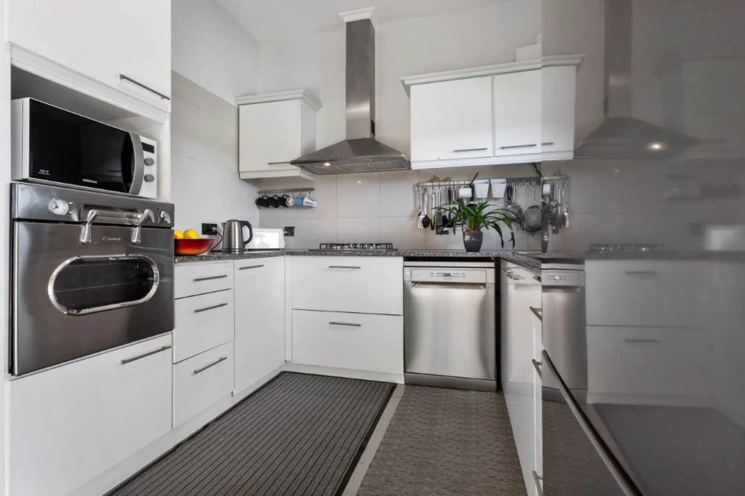 Moradia T4 para Venda em Santa Maria do Castelo e Santiago e Santa Susana Foto 9