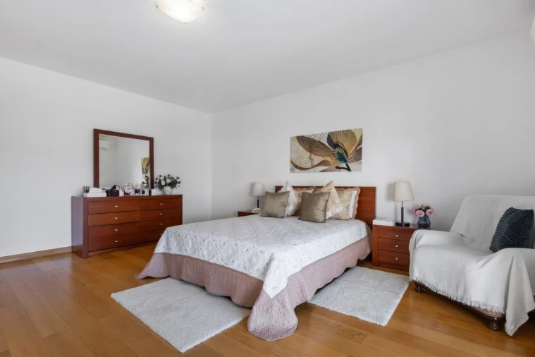 Moradia T4 para Venda em Santa Maria do Castelo e Santiago e Santa Susana Foto 15