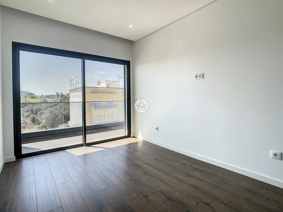 Apartamento T1 para Venda em Olhão Foto 18