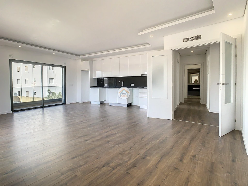 Apartamento T1 para Venda em Olhão Foto 2