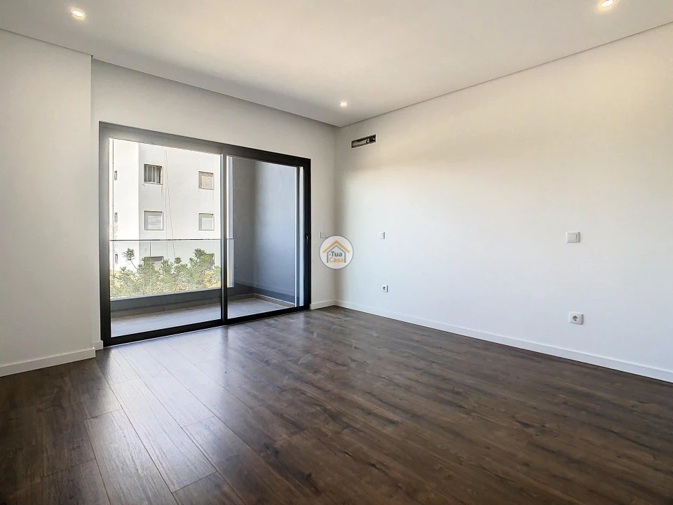 Apartamento T1 para Venda em Olhão Foto 27