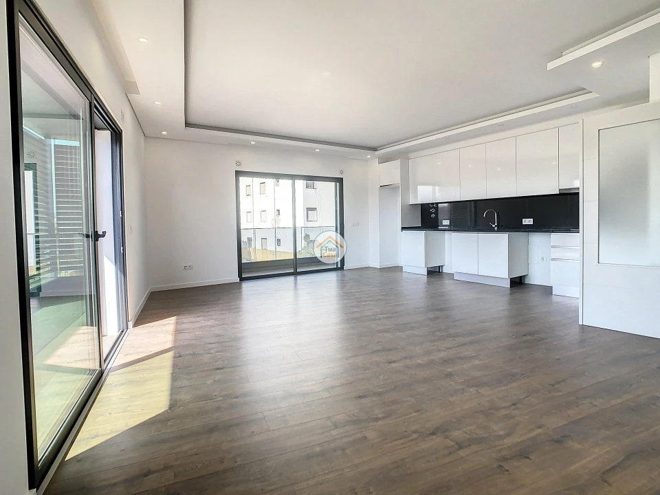 Apartamento T1 para Venda em Olhão Foto 11