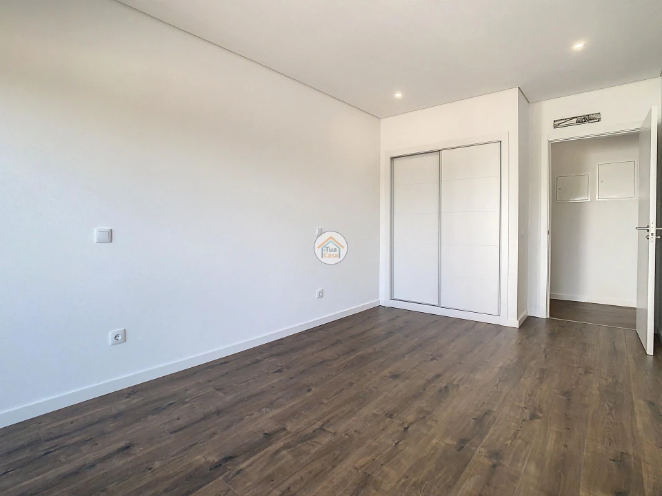 Apartamento T1 para Venda em Olhão Foto 24