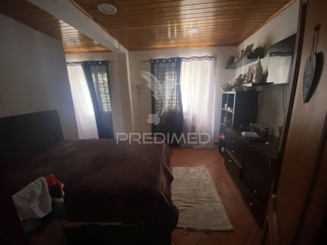 Moradia T4 para Venda em Manadas (Santa Barbara) Foto 4