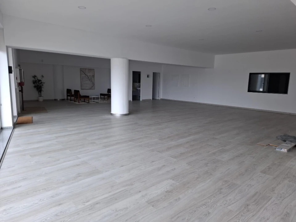 Armazém para Venda em Santo Tirso, Couto (Santa Cristina e São Miguel) e Burgães Foto 3