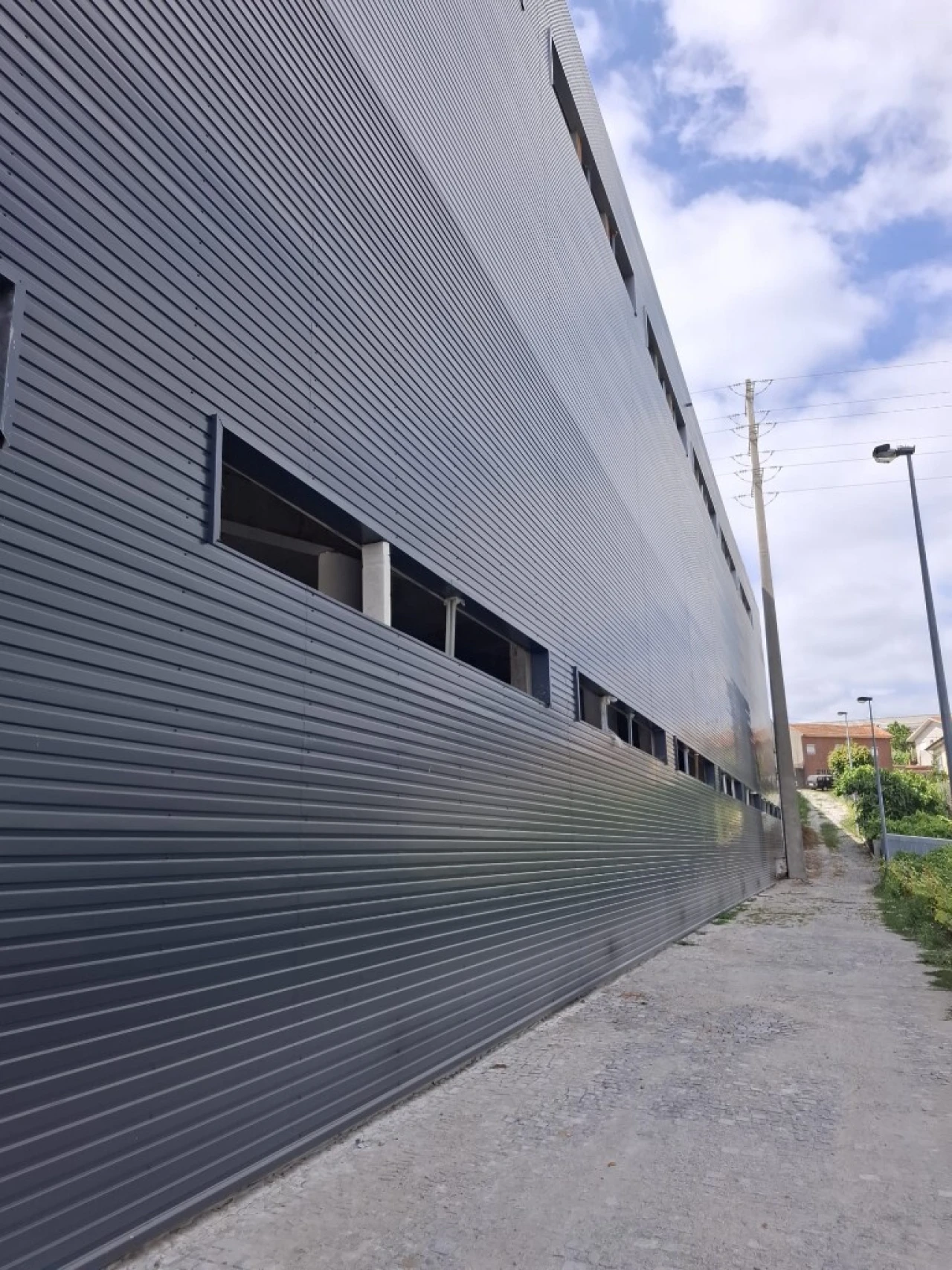 Armazém para Venda em Santo Tirso, Couto (Santa Cristina e São Miguel) e Burgães Foto 2