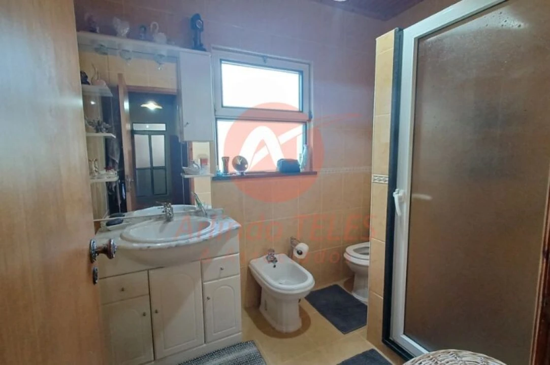 Moradia T3 para Venda em Manadas (Santa Barbara) Foto 8