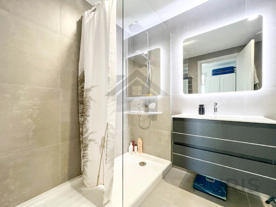 Apartamento T1 para Venda em Portimão Foto 12