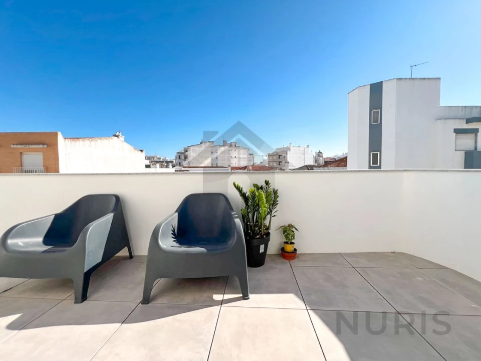 Apartamento T1 para Venda em Portimão Foto 21