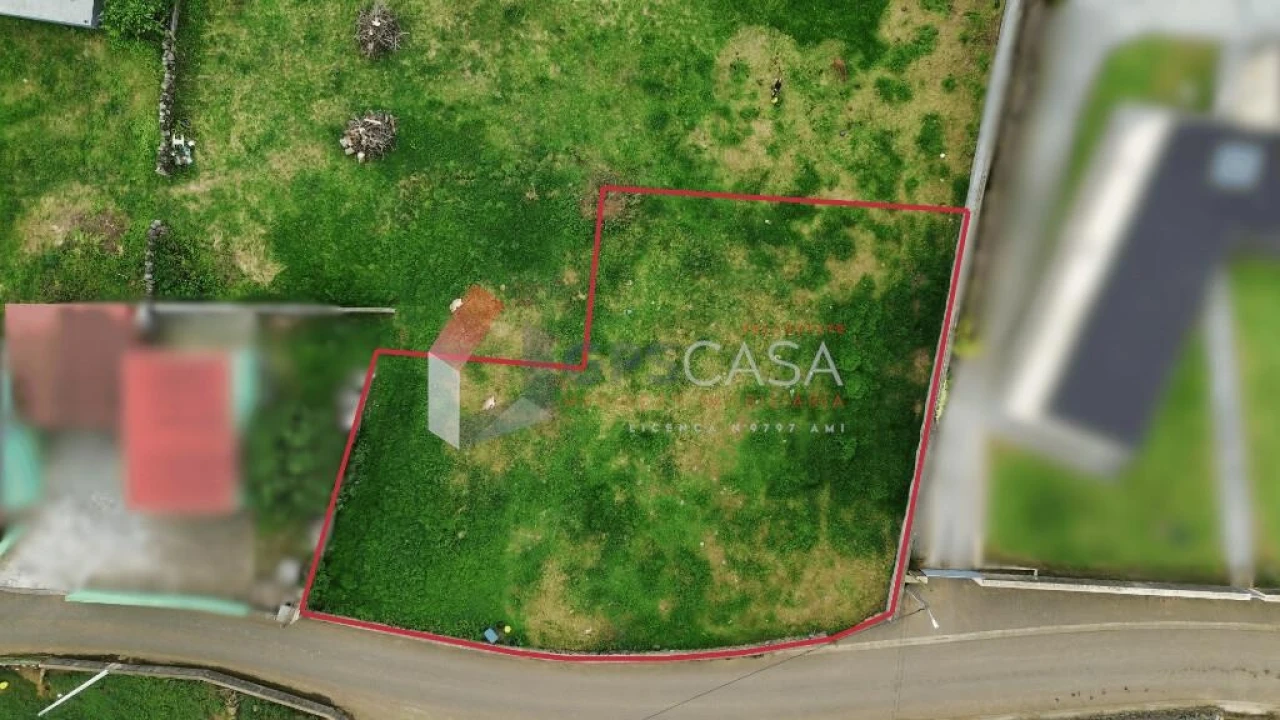 Terreno para Venda em Fontinhas Foto 3