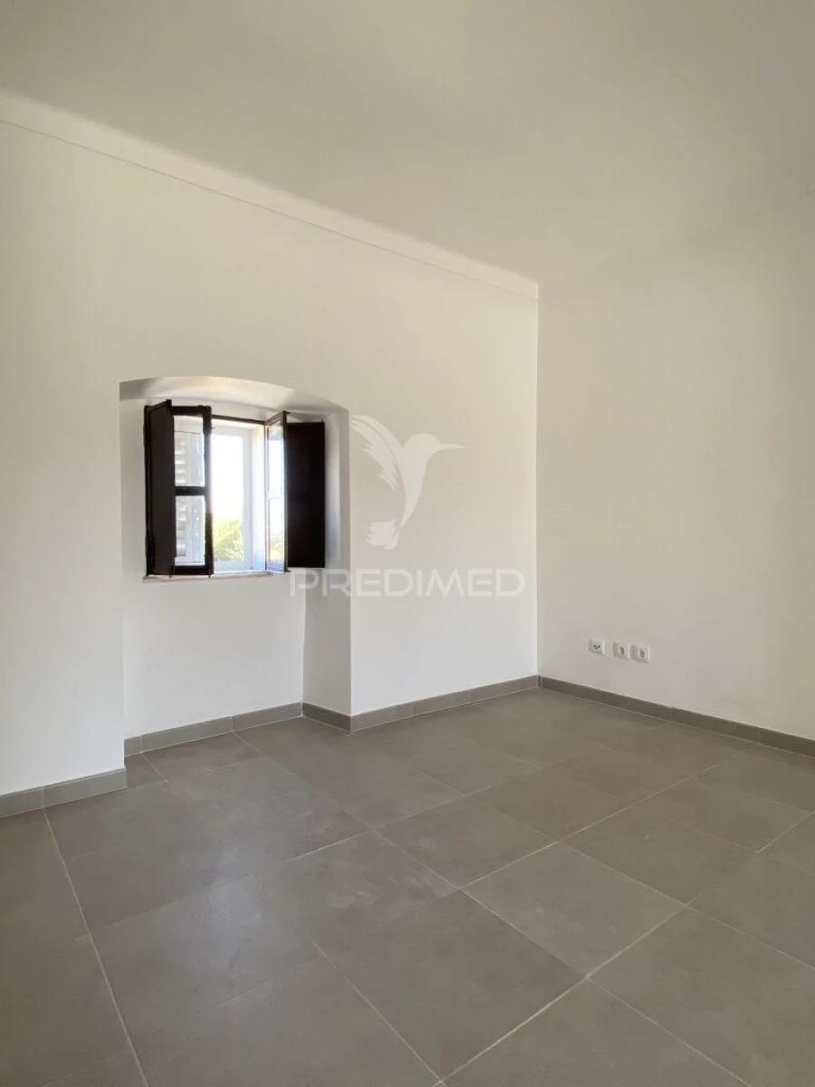 Moradia T2 para Venda em Capelins (Santo Antonio) Foto 8