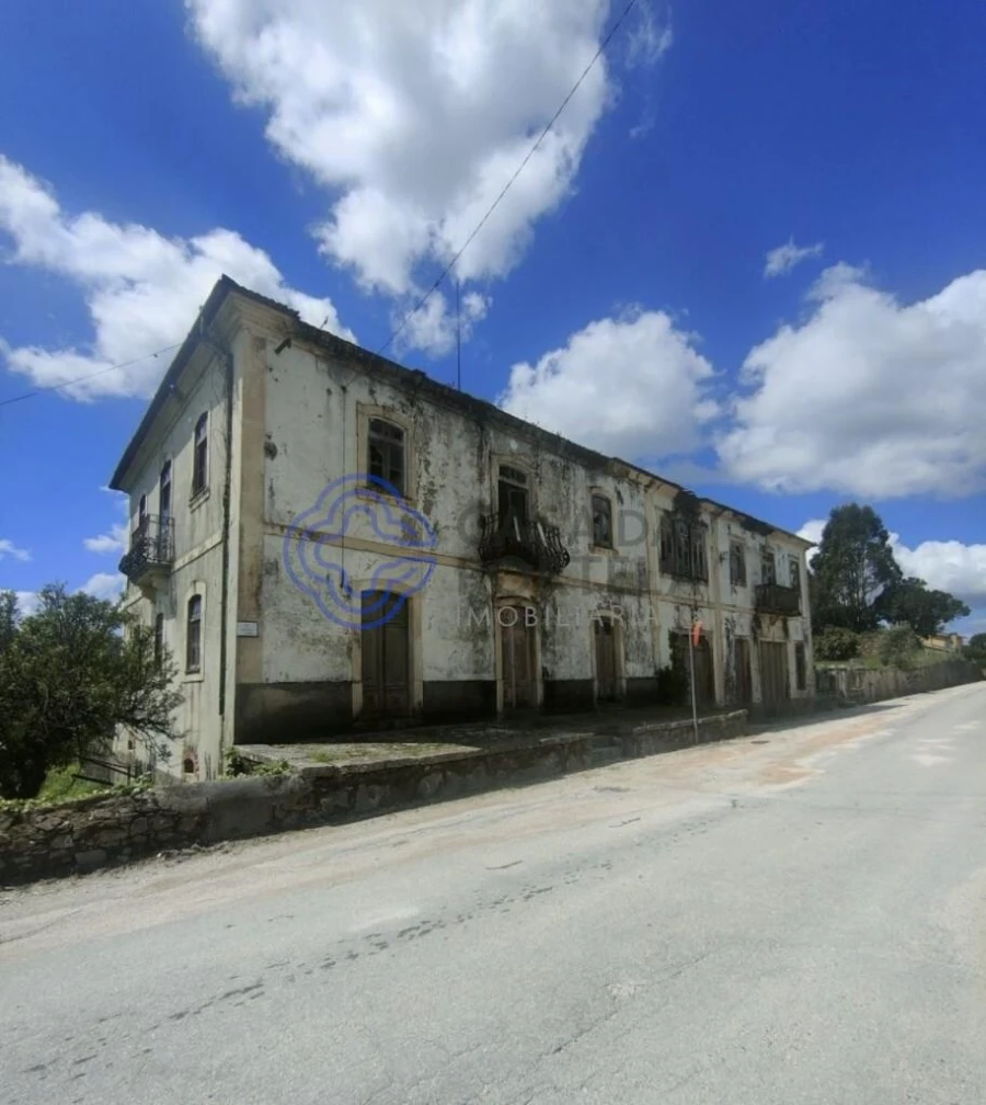 Moradia T8 para Venda em Figueira de Lorvão Foto 7