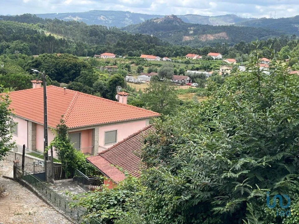 Moradia T2 para Venda em Rendufinho Foto 8