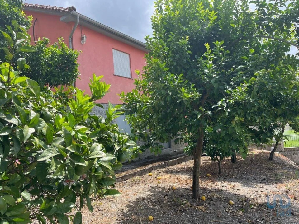 Moradia T2 para Venda em Rendufinho Foto 2