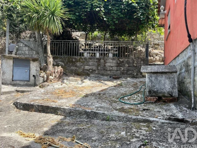 Moradia T2 para Venda em Rendufinho Foto 24