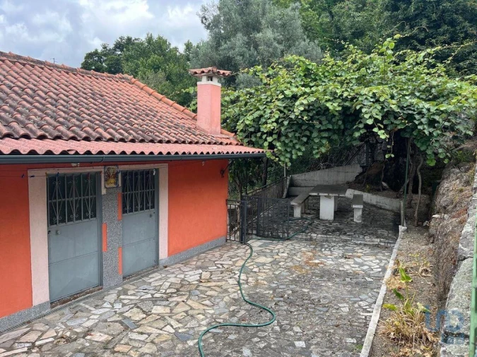 Moradia T2 para Venda em Rendufinho Foto 6