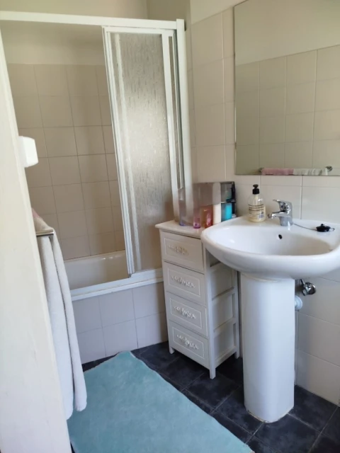 Quarto para Arrendamento em Azurem