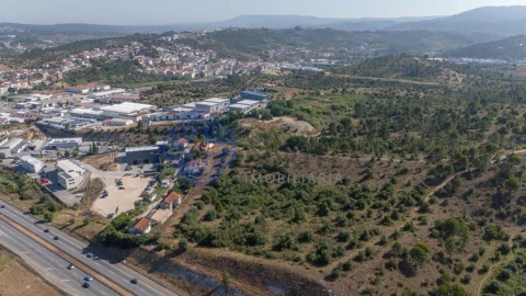 Terreno para Venda em Sé Nova, Santa Cruz, Almedina e São Bartolomeu