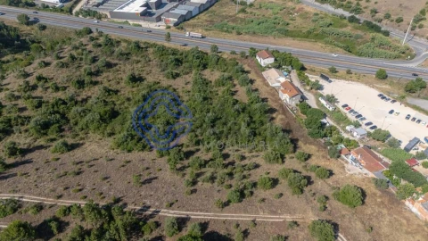Terreno para Venda em Sé Nova, Santa Cruz, Almedina e São Bartolomeu