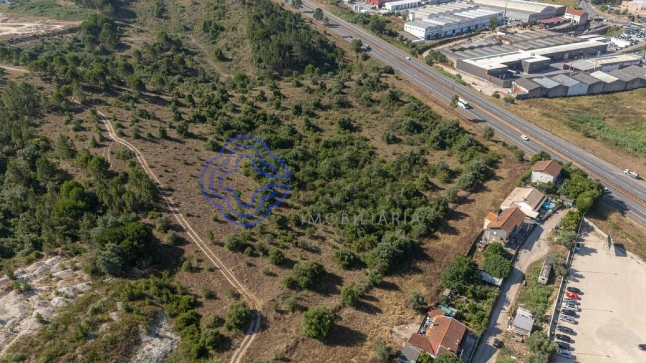 Terreno para Venda em Sé Nova, Santa Cruz, Almedina e São Bartolomeu Foto 1