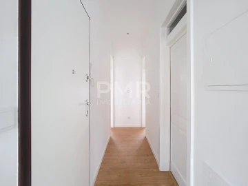Apartamento T2 para Venda em São Vicente
