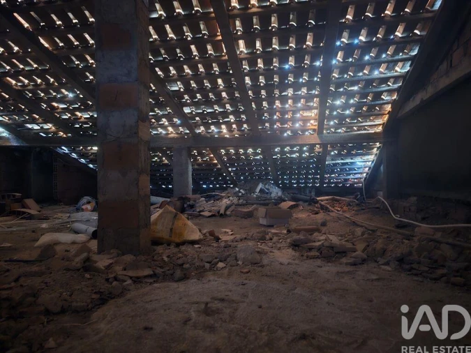 Prédio para Venda em Eiras e São Paulo de Frades Foto 22