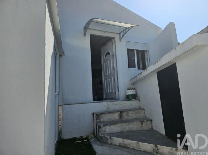 Prédio para Venda em Eiras e São Paulo de Frades Foto 15