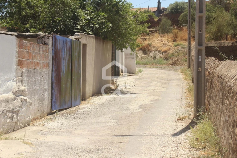 Moradia T2 para Venda em Mourão Foto 23